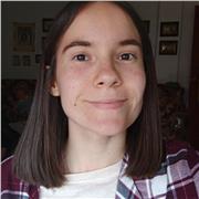 Soy maestra de Educación Primaria. Puedo dar clases a niños y niñas de Educación Infantil, Educación Primaria y 1°/2° ESO, además de apoyo especial (pedagogía terapéutica y audición y lenguaje)